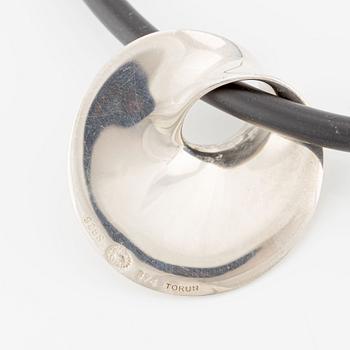 Sterling silver collar with rubber band "Möbius", for Georg Jensen.