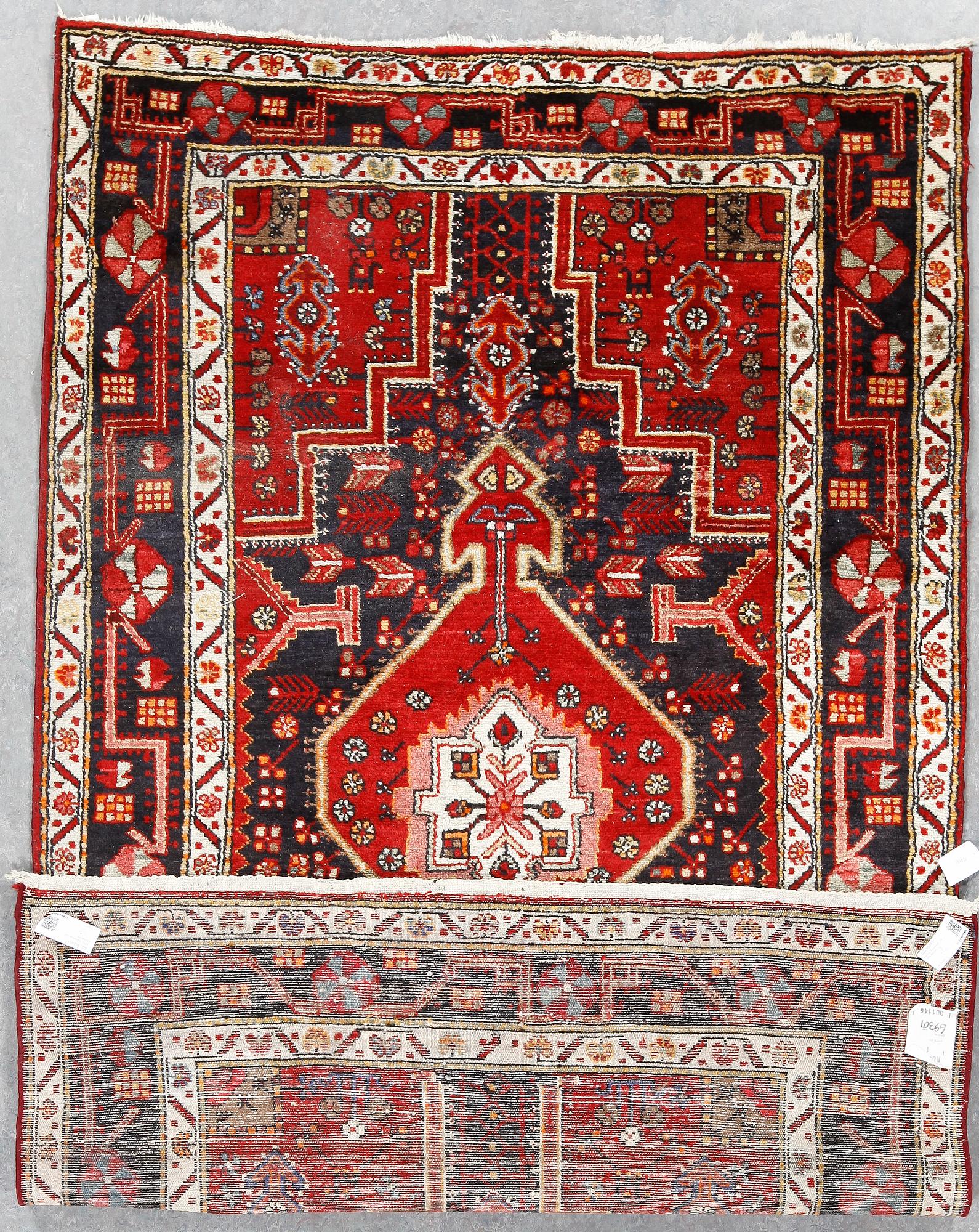 MATTA, Tuiserkan, ca 240x148 cm.