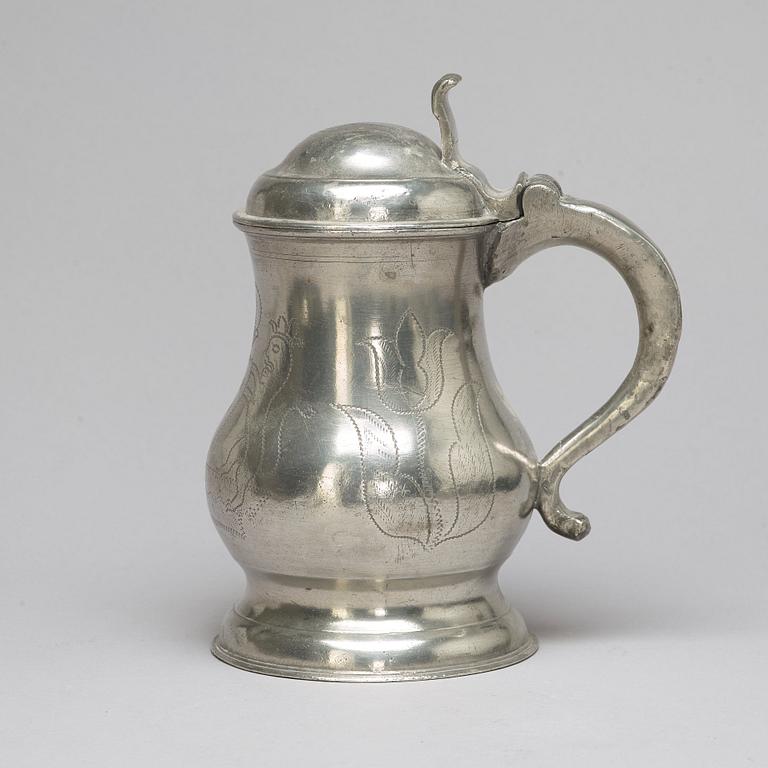 Eight pewter pieces, 18th/19th ct.