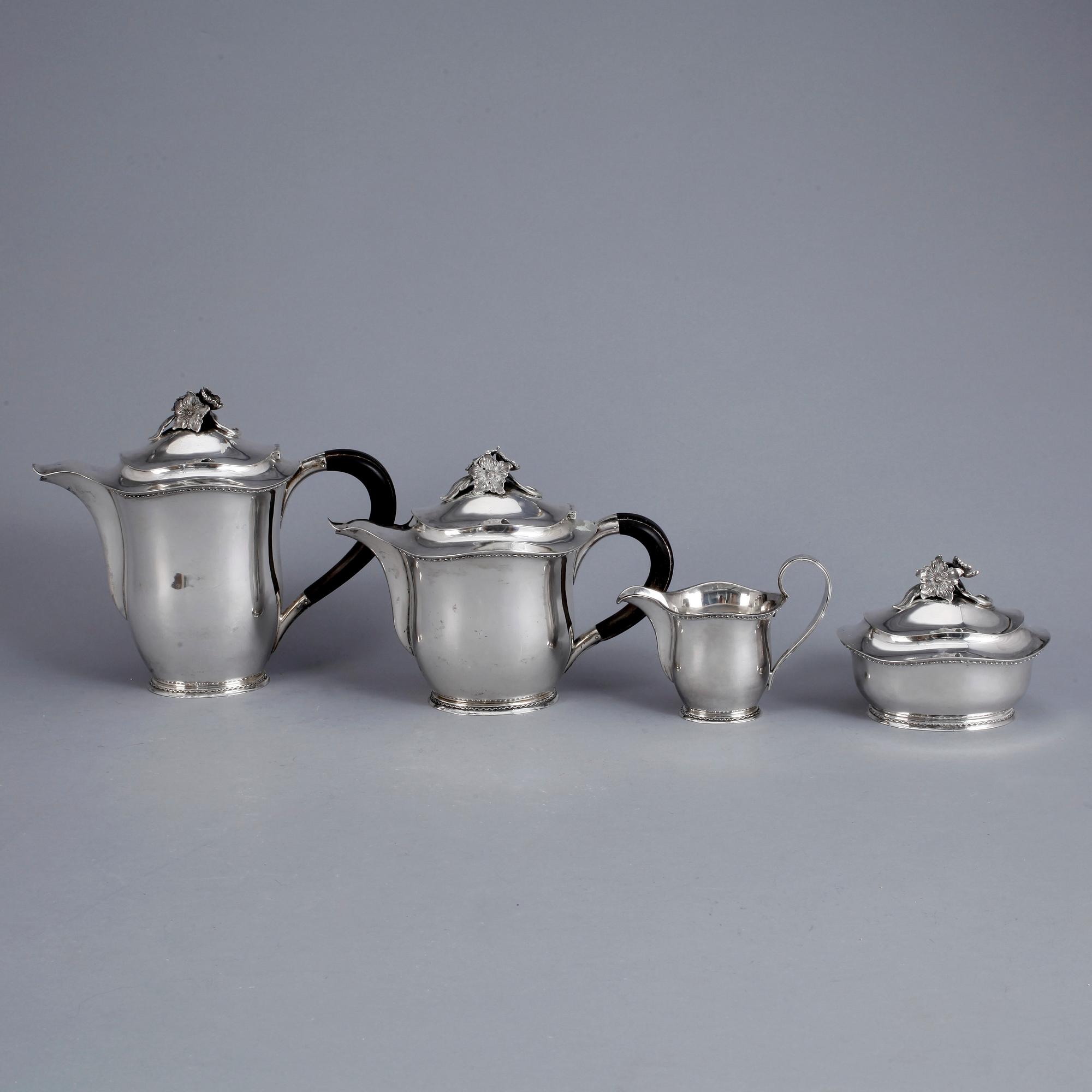 KAFFESERVIS, 4 delar, silver, Eric Råström, Stockholm 1944. 1715 gram.
