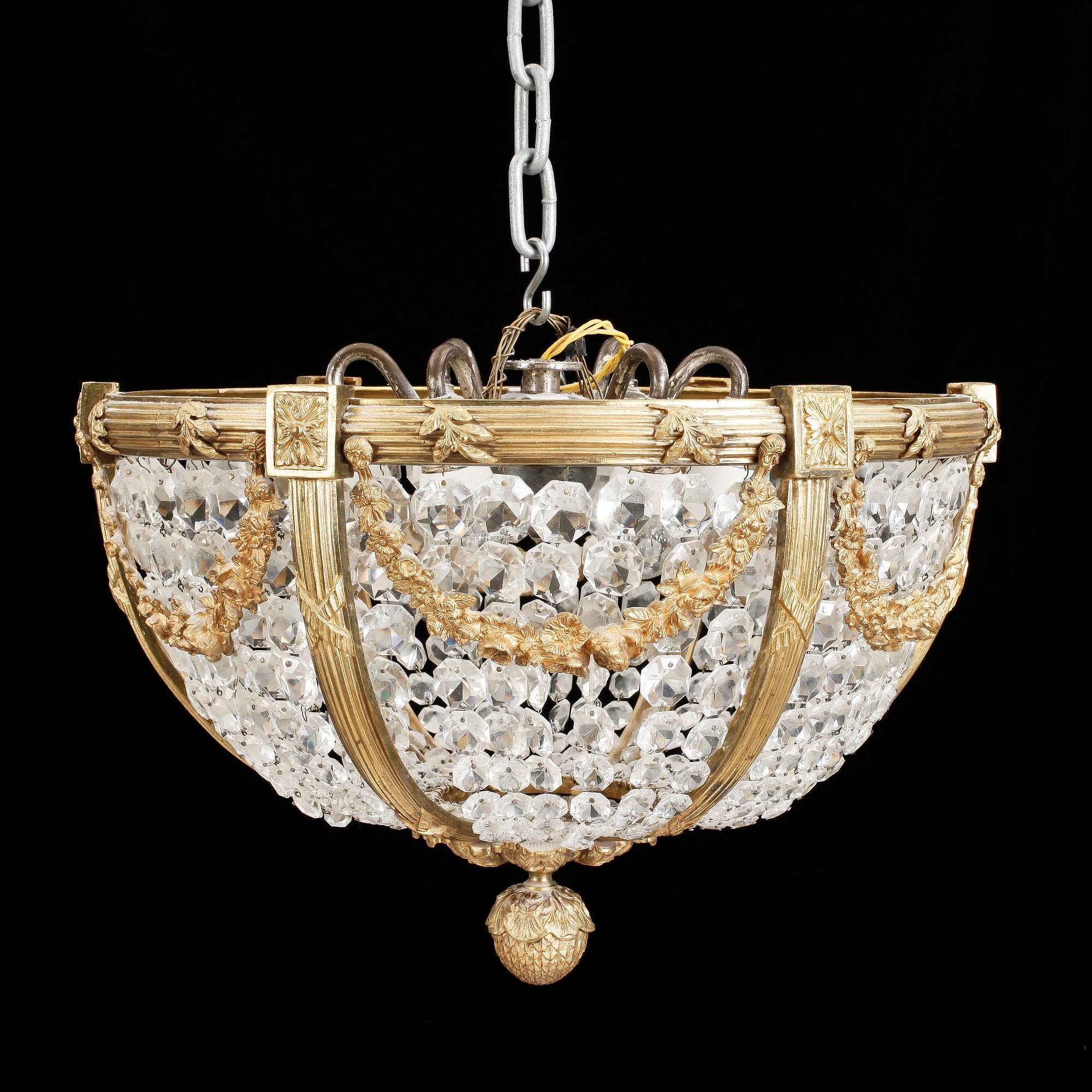 LJUSKRONA /PLAFOND, gustaviansk stil, 1800/1900-tal. Höjd ca 30 cm.