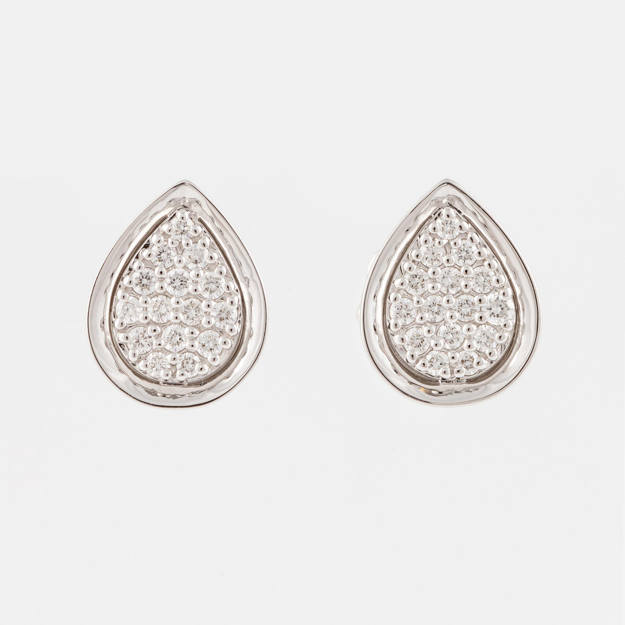Drop-shaped earrings with brilliant-cut diamonds.