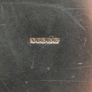 Skålar på fot 2 st nysilver 1900-talets början.
