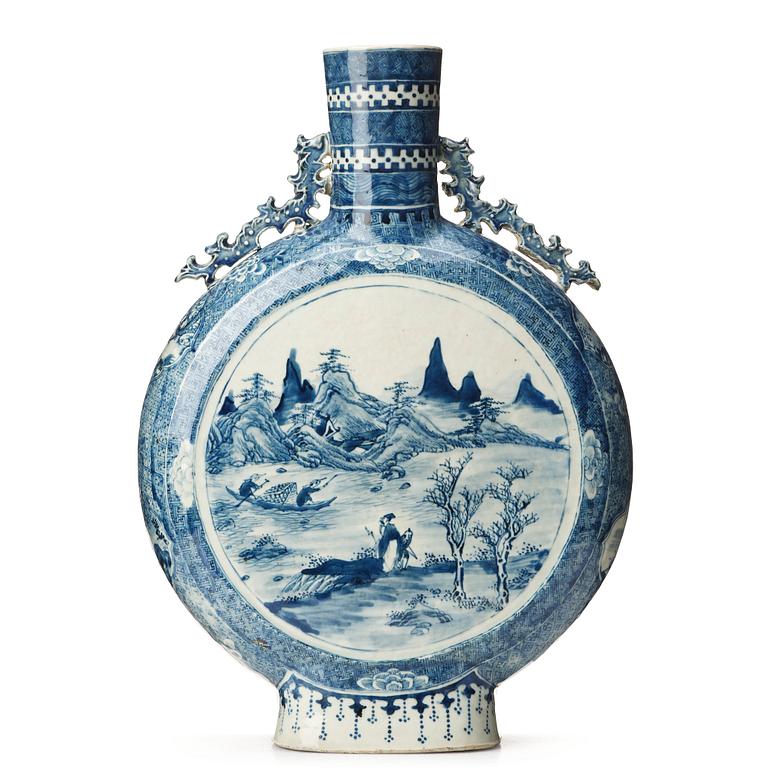 A blue and white moon flask, Qing dynasty, 19th Century.