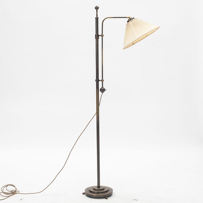 A 1930's floor lamp.