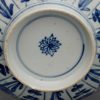 SKÅL, porslin, Qingdynastin Kangxi (1662-1722).