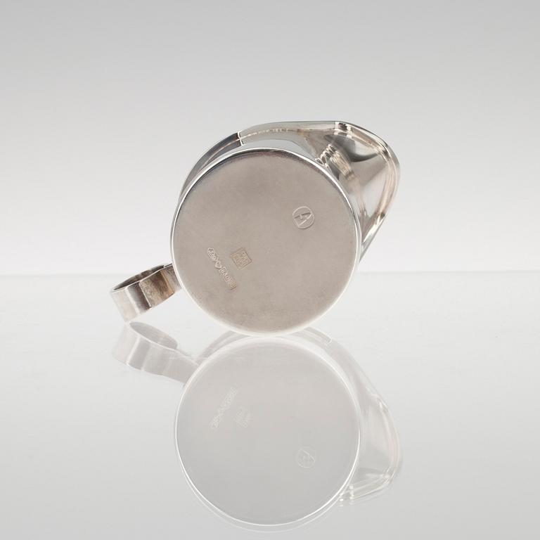 SOCKERTÅNG samt GRÄDDSNÄCKA och SOCKERSKÅL, silver, Bertel Gardberg, 1969 resp. 1984-85. Totalvikt 272 g.