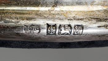 COASTERS, ett par, silver och trä, Mappin & Webb, Birmingham, 1994.