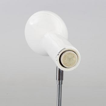 A Koch & Lowy floor lamp.