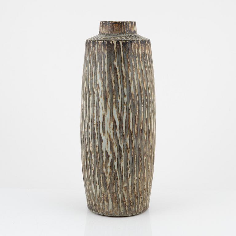 Gunnar Nylund, a "Rubus" stoneware vase, Rörstrand, Sweden.