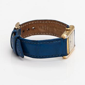 must de Cartier, Tank, rannekello, 21 x 20 mm.