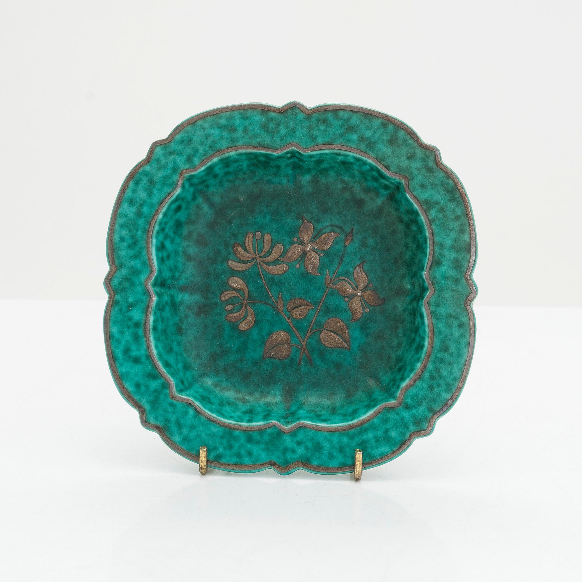 Wilhelm Kåge, A set of two dish and a vase 'Argenta', Gustavsberg, Sweden.