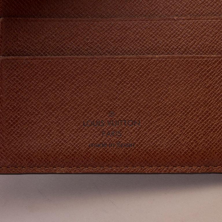 LOUIS VUITTON, a monogram canvas wallet.