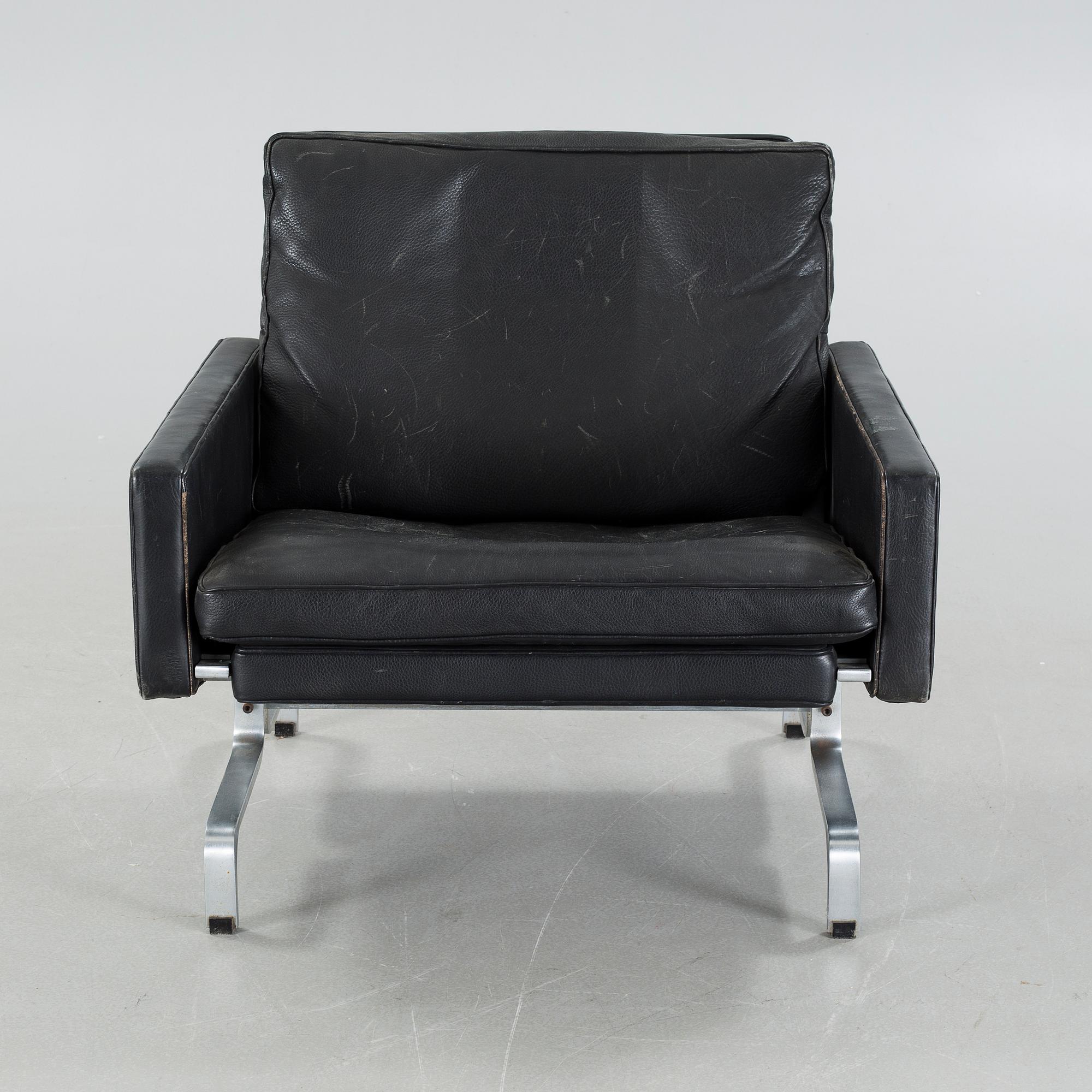 A "PK31" chair, designed by Poul Kjaerholm, Fritz Hansen, 1983.