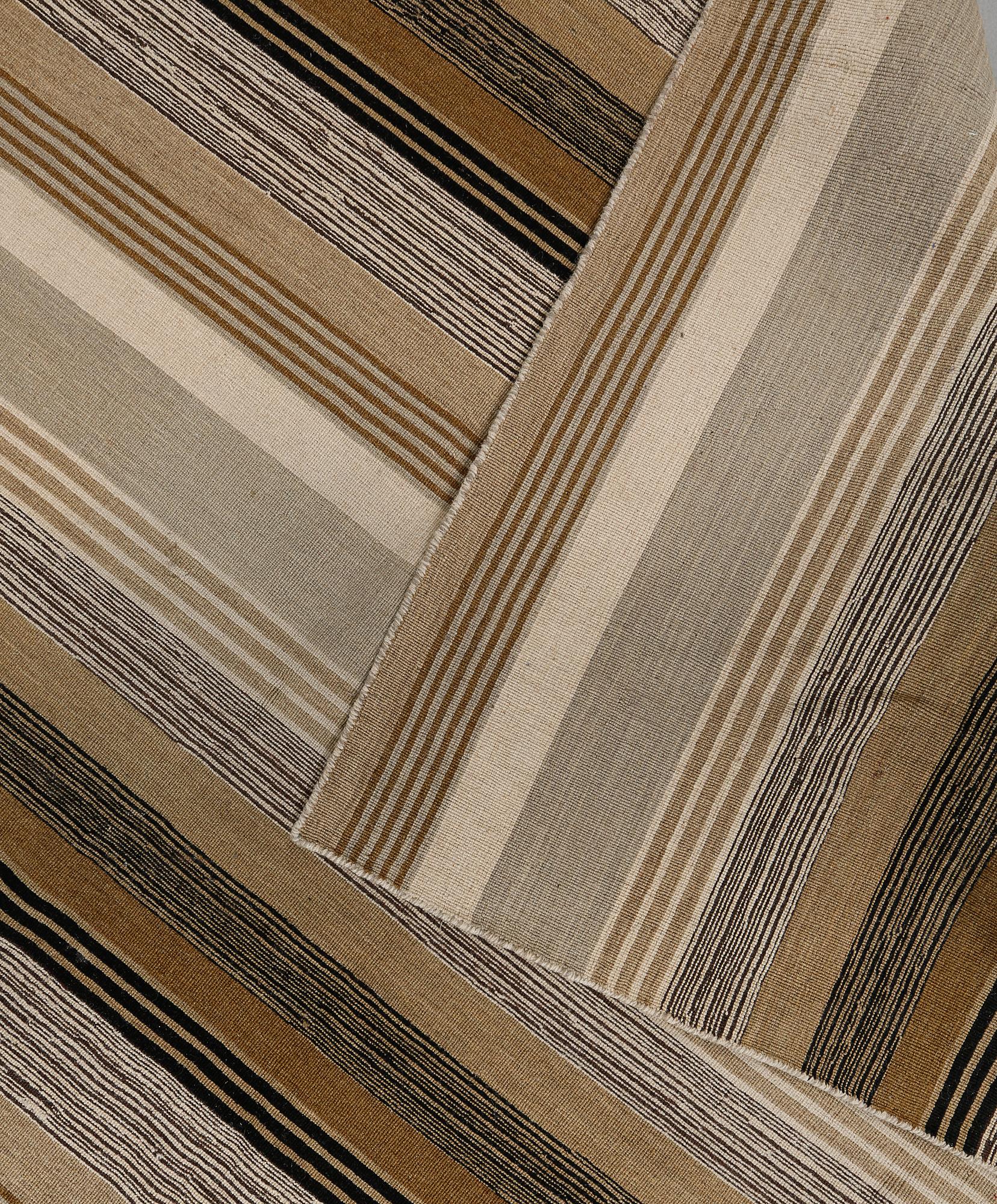 MATTA, 1900-talets andra hälft, ca 303 x 197 cm.