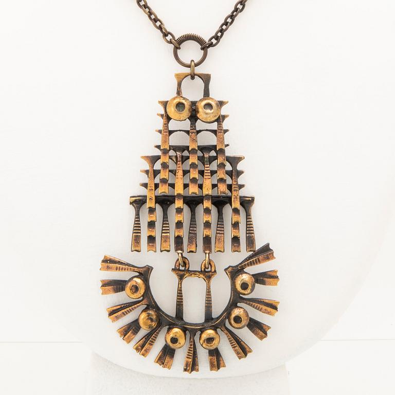 Pentti Sarpaneva halsband och armband av brons med ametistkristaller.