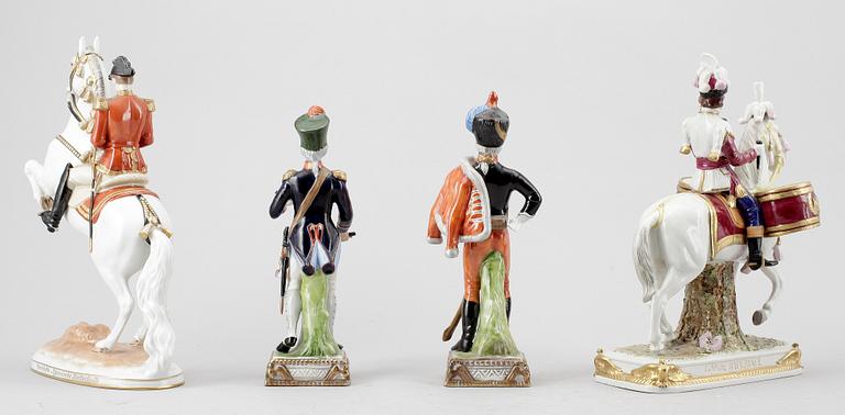 PARTI FIGURINER, 4 st, porslin, bland annat Wien. 1900-talets första del.