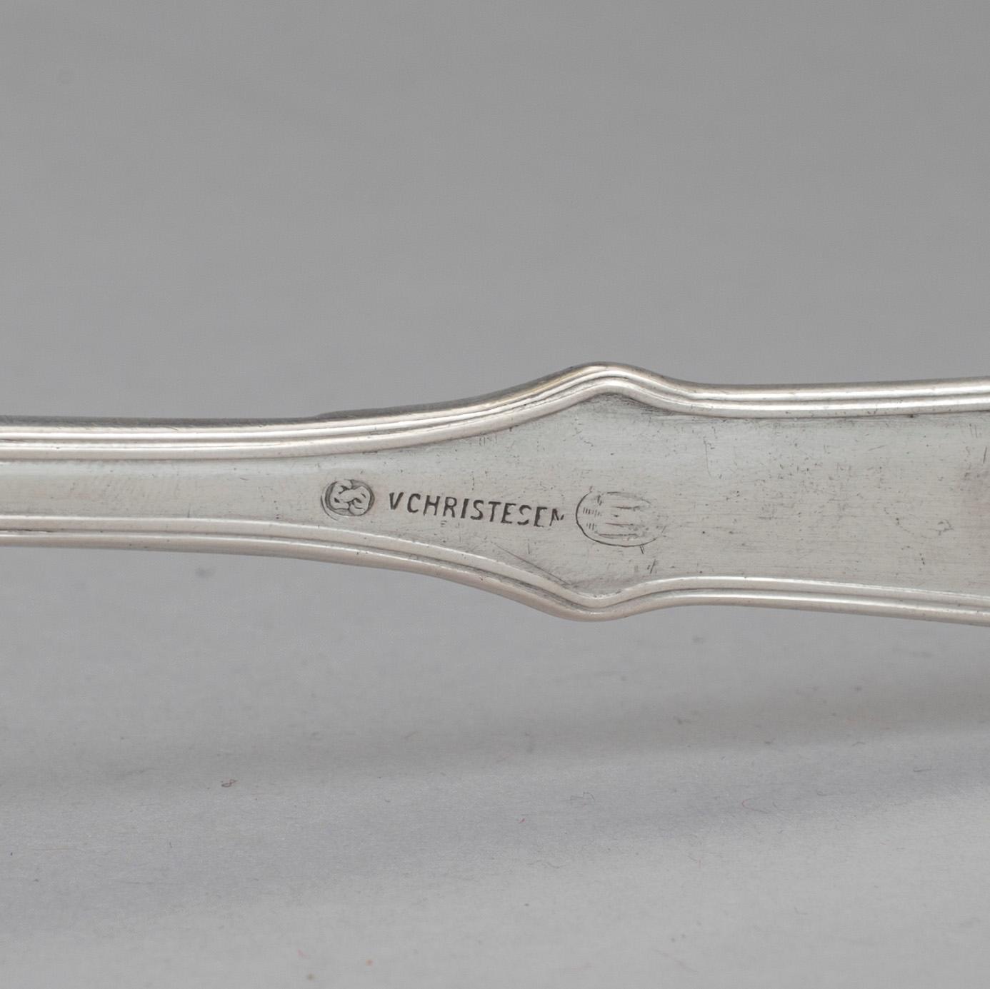 RAGUSKED, silver, V Christesen, Köpenhamn, otydlig årtalsbeteckning, ca år 1900. Tot vikt 82 gram.