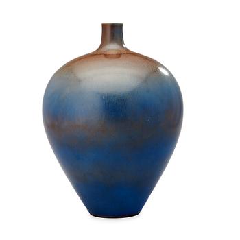 A Berndt Friberg stoneware vase, Gustavsberg Studio 1954.