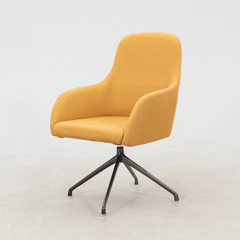 Armchair, "Hanna Swivel" Akaba.