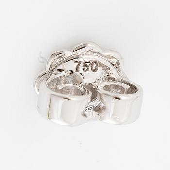 Earrings 18K white gold with brilliant-cut diamonds, accompanying GIA dossier.