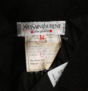 JACKA, Yves Saint Laurent.