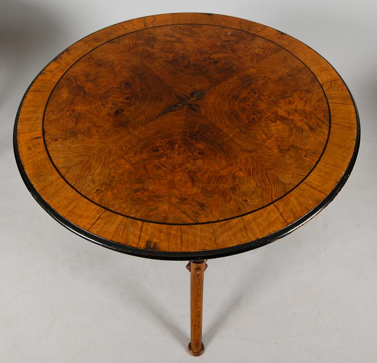 SALONGSBORD, sent 1800-tal.