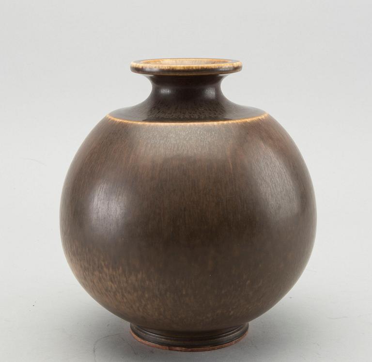 BERNDT FRIBERG, a stoneware vse 1965.