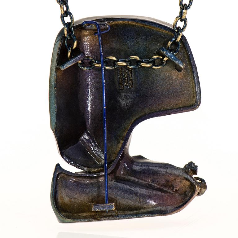 HÄNGE / BROSCH, eldbrons. "International Arms Inc", Björn Weckström, Lapponia 1971.