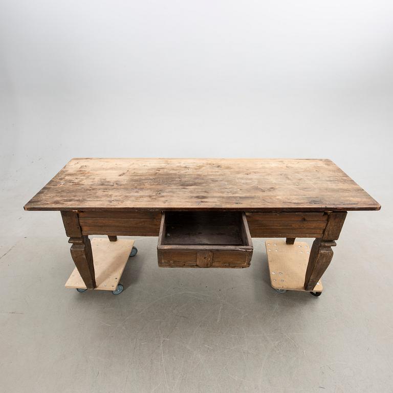 Table, second half of the 18th century.