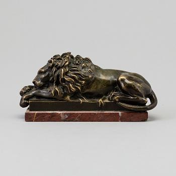 A BRONZE AND MARBLE SCULPTURE, first half of the 19th century.