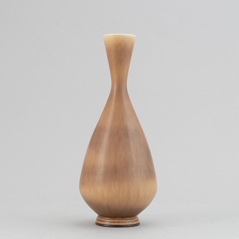 Berndt Friberg, a stoneware vase, Gustavsberg studio, Sweden 1962.