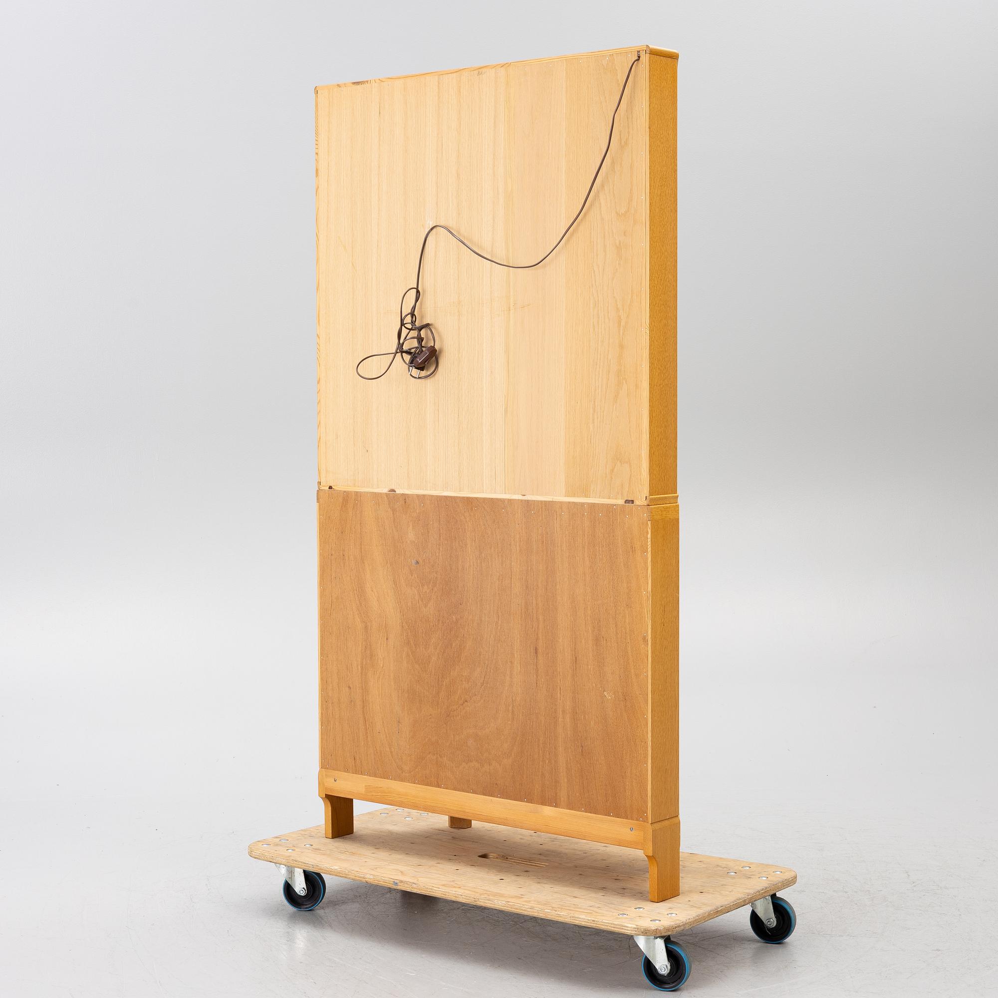 Carl Malmsten, Display cabinet, 'Undantaget', late 20th century.