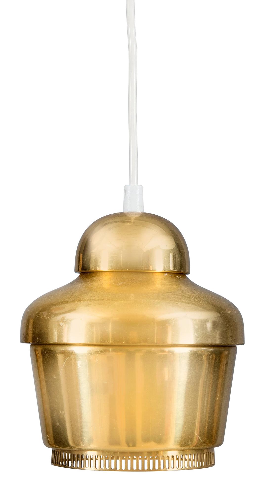 Alvar Aalto, TAKLAMPA A 330.