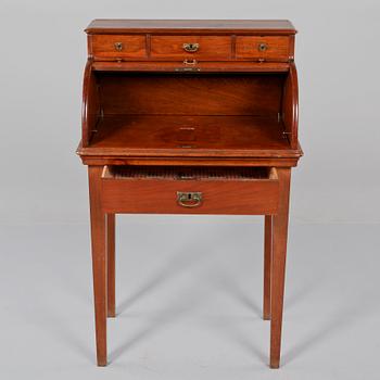 DAMSKRIVBORD, 1900-talets första del.