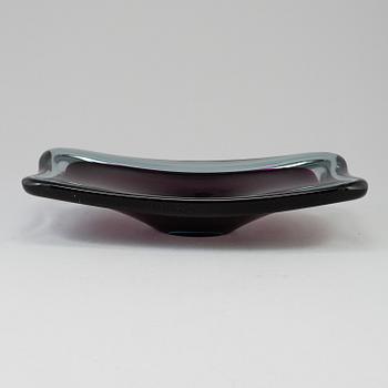 A Vicke Lindstrand glass bowl, Kosta glassworks, 1950´s.