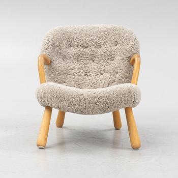 Arnold Madsen, tillskriven, fåtölj "Muslinge/ Clam Chair", Scandinavian Modern, 1940-50-tal.