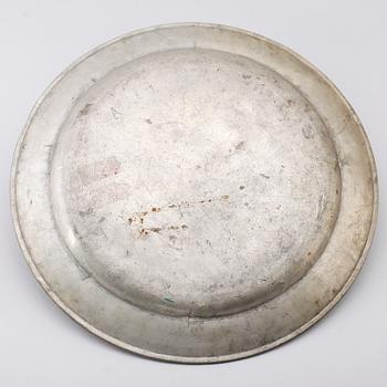 FAT, tenn, otydliga svenska stämplar Arboga 1761.