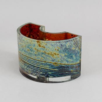 A vase/sculpture by Ivo Rozsypal, the Czech Republic, signed and dated -83.