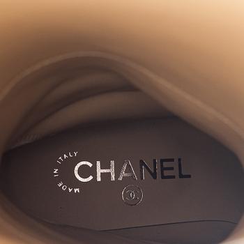 Chanel, stövlar, storlek 37 1/2.