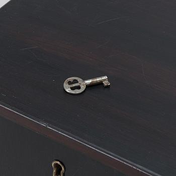 A 1950s 'Pertti' radio table, model 3205, Asko, Finland. Design year 1948.