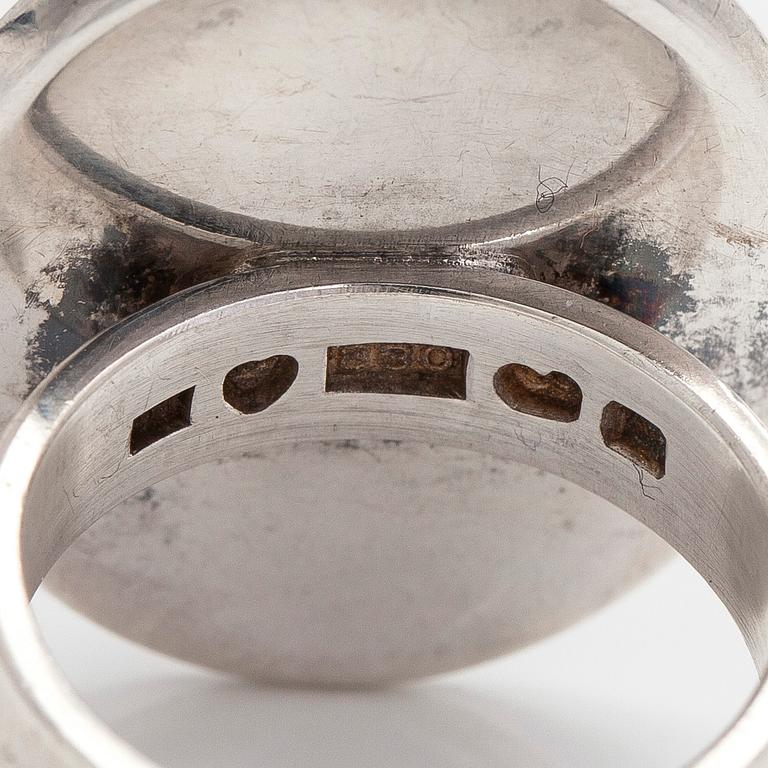 Saara Hopea, ring, silver, Ossian Hopea, Borgå 1978.