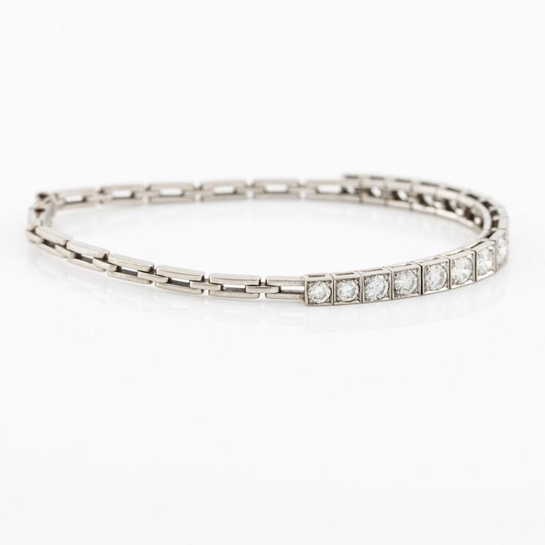 Bracelet, 18K white gold with brilliant-cut diamonds.