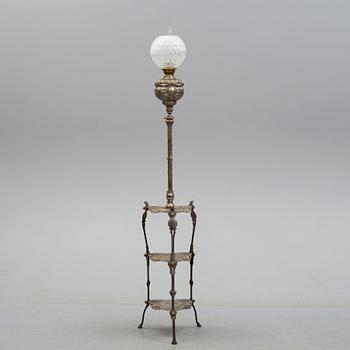 GOLVFOTOGENLAMPA, troligen Tyskland, omkring år 1900.