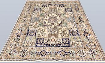 A part silk Naincarpet, so-called 6LAA, approx. 244 x 165 cm.