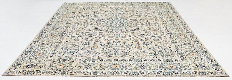 Carpet, Keshan, approx. 405 x 275 cm.
