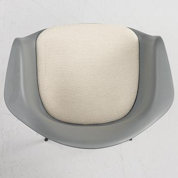 Charles & Ray Eames, Karmstolar ett par "Plastic Armchair DAW", Vitra.