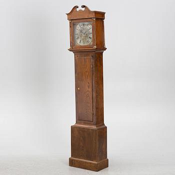 An English longcase clock, 18th/19th century.