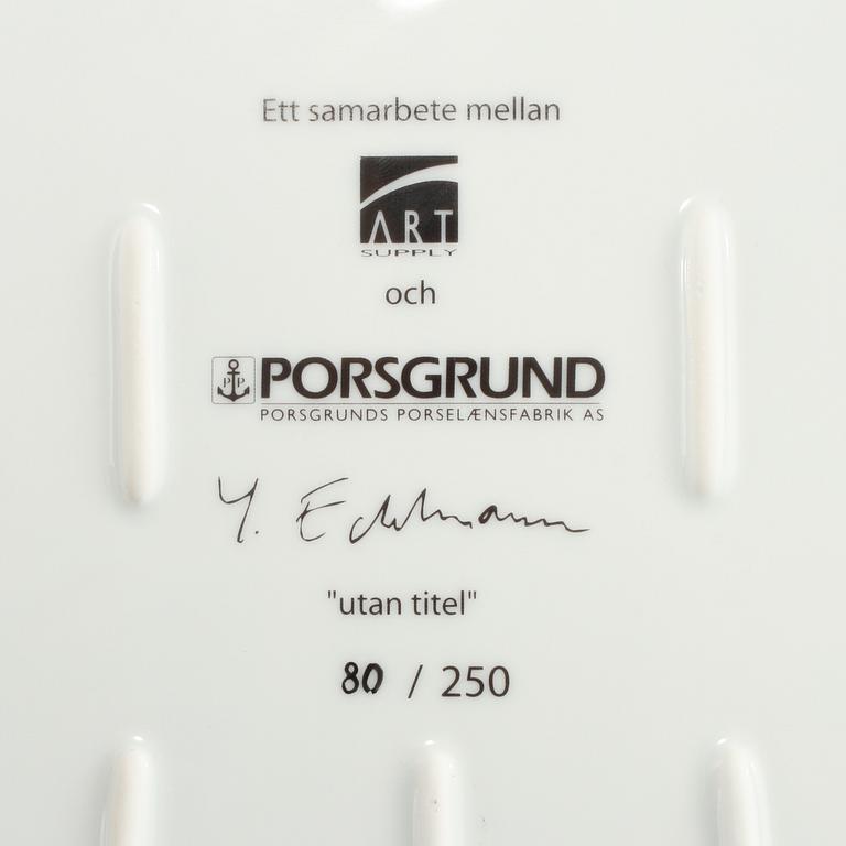 FAT, porslin, Yrjö Edelmann för Porsgrunds Porselaenfabrik, signerad, numrerad 80/250, 2004.