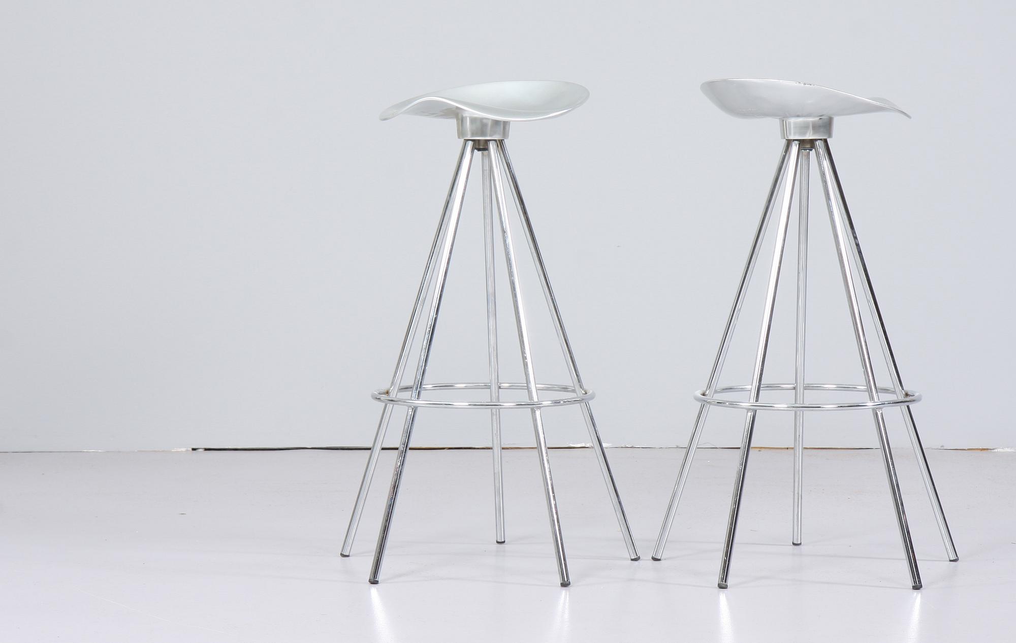 BARSTOLAR, ett par, "Jamaica stool", Pepe Cortes, Amat, Spanien.
